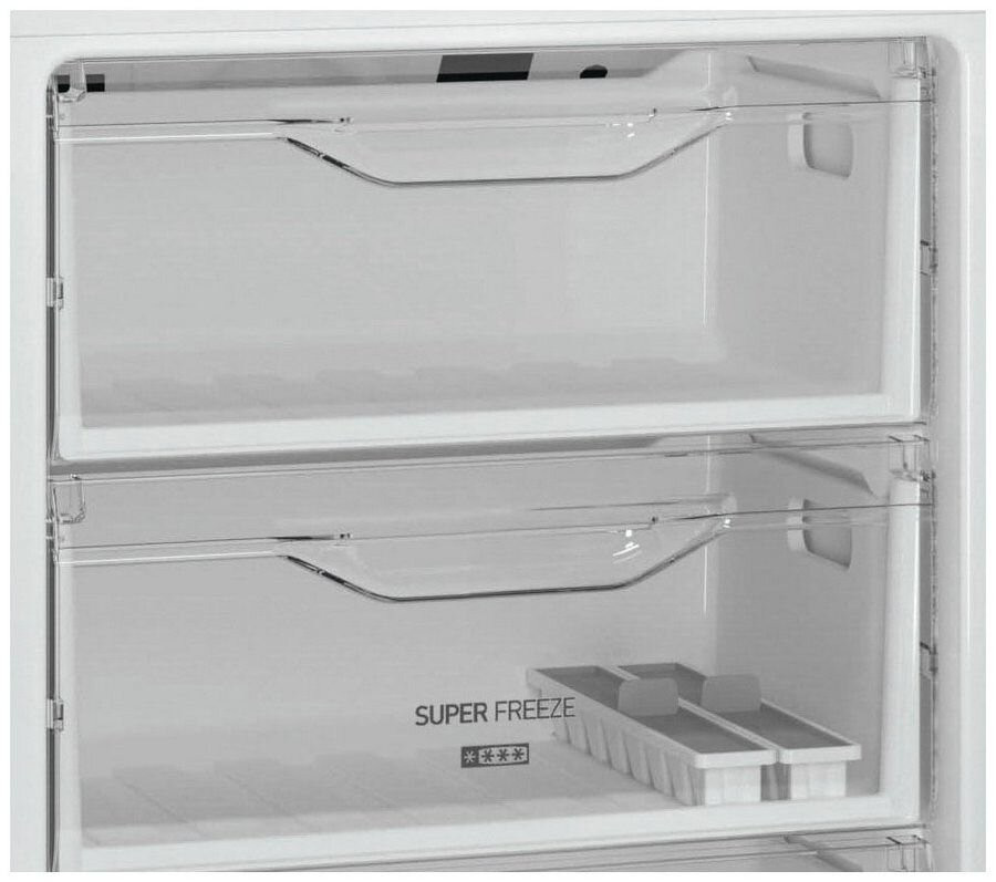 Холодильник Indesit DS 4180 B