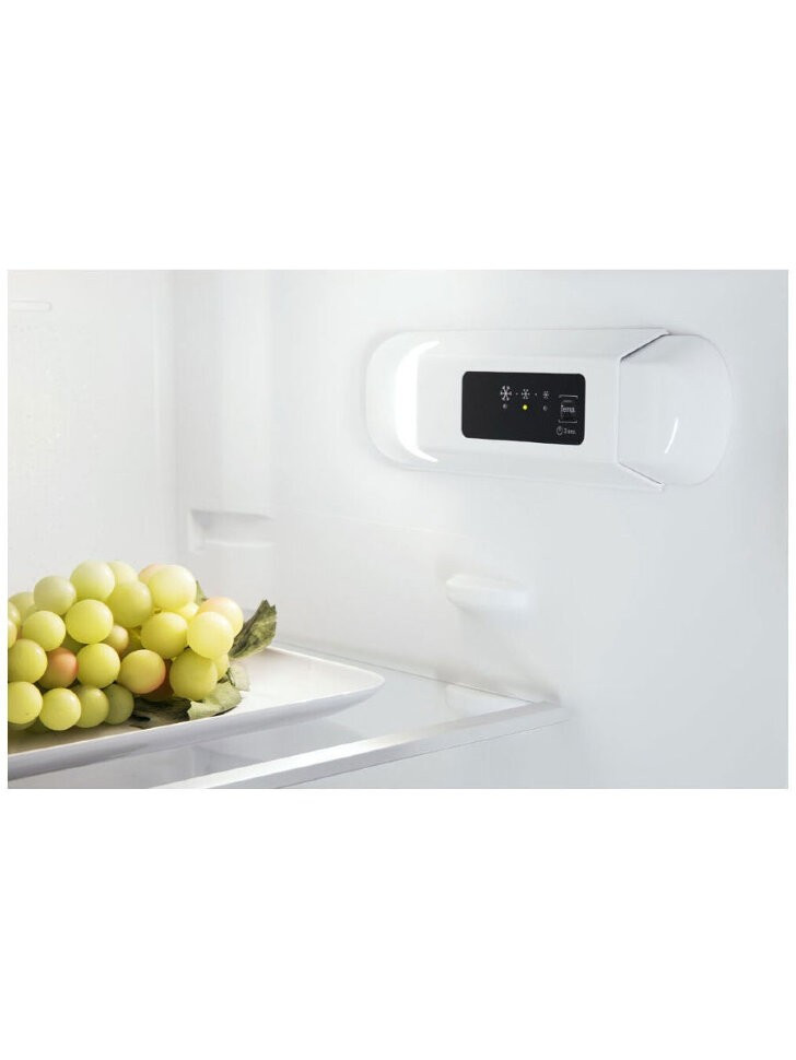 Встраиваемый холодильник Hotpoint-Ariston BCB 70301 AA Встраиваемый холодильник Hotpoint-Ariston BCB 70301 AA