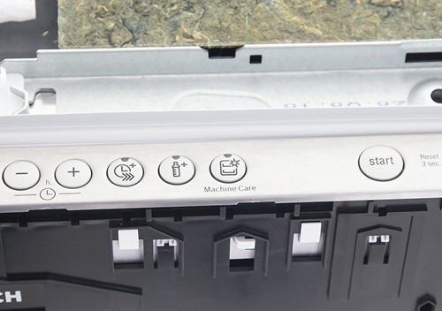 Встраиваемая посудомоечная машина Bosch SMV 46IX02 E